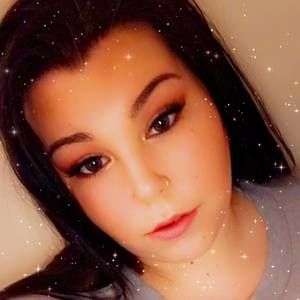 Meet your Posher, Jaymee